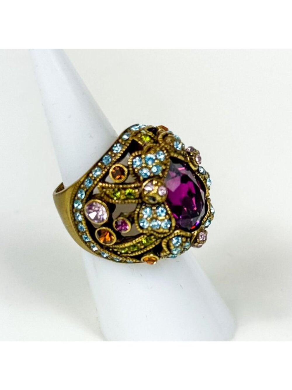 Heidi Daus Damoiselle Amethyst Swarovski Crystals Antiquated Cocktail Ring Sz 6 - Picture 2 of 3